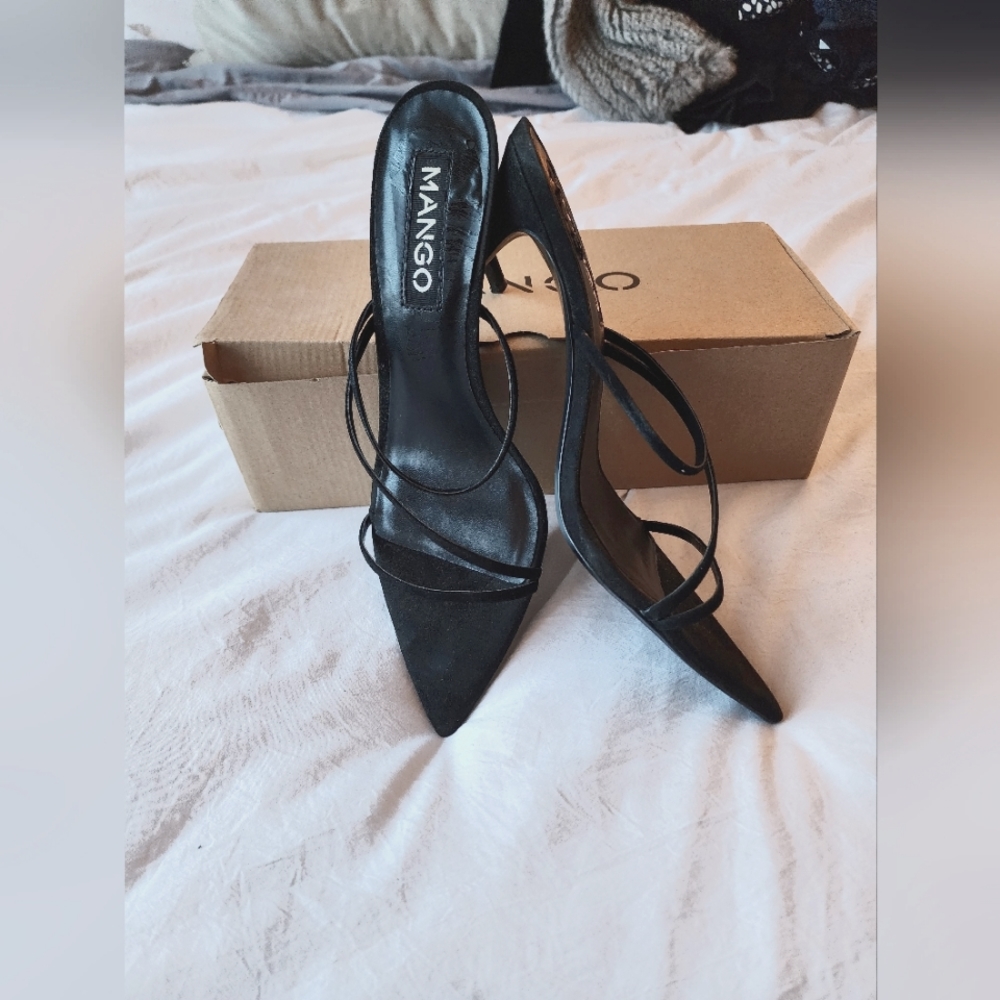 Mango Black Strappy Stilleto Heels Size 9.5